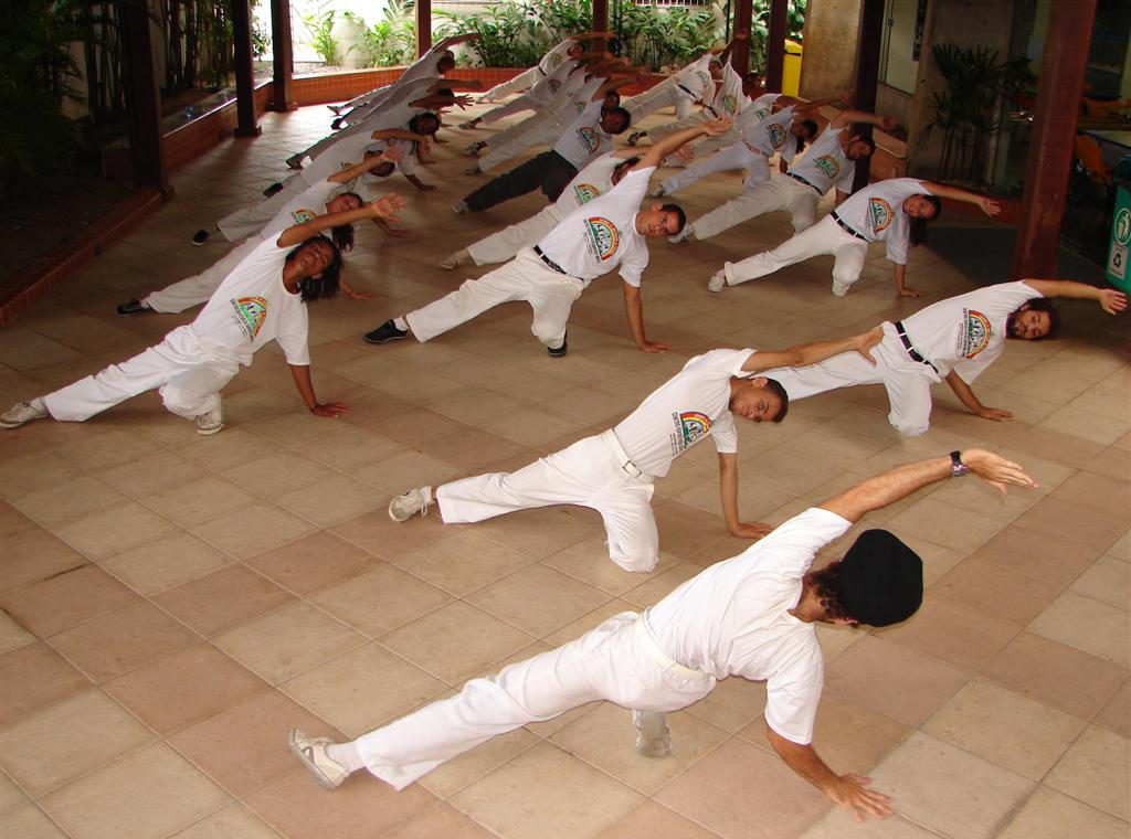 Aula de Capoeira Angola · Mestre Faísca